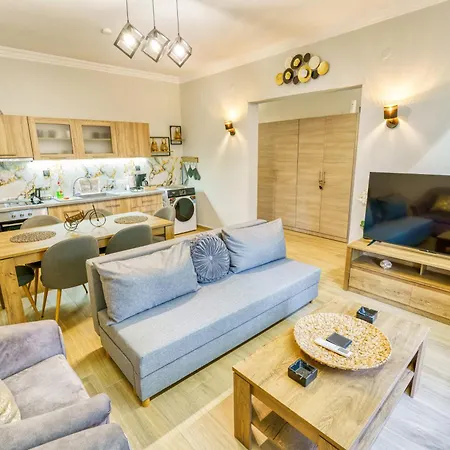Four Lakes Luxury Apartmán
