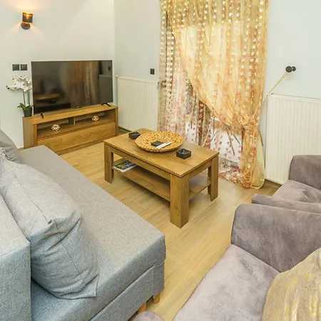 Apartmán Four Lakes Luxury *