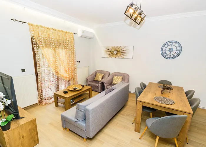 Apartment Four Lakes Luxury *